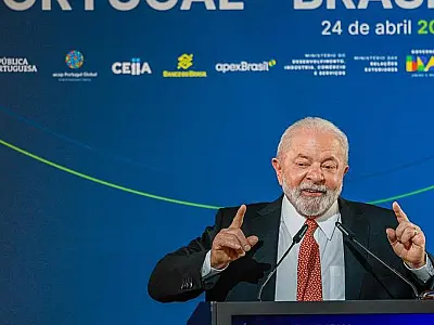 Lula é recebido na Assembleia da República e encerra visita a Portugal