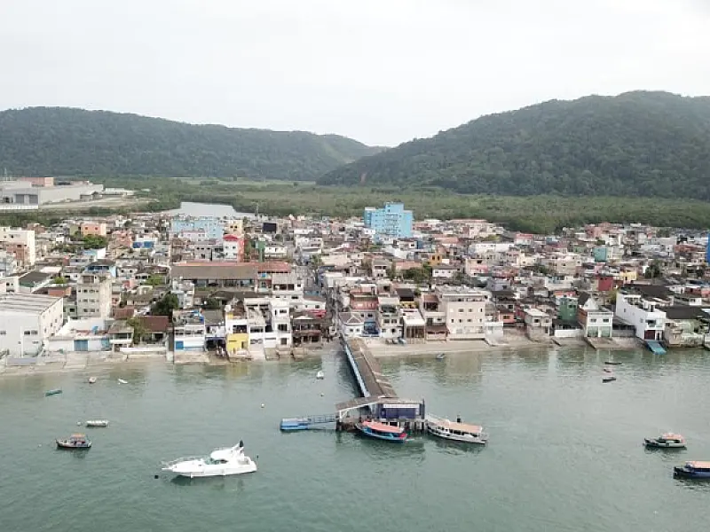 FEIRA CULTURAL CAIÇARA CONTINUA ATÉ O PRÓXIMO DIA 22, EM GUARUJÁ