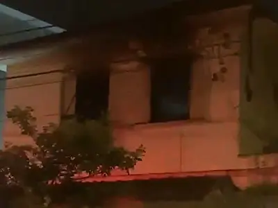 Incêndio atinge residência na Vila Belmiro no final da tarde de ontem