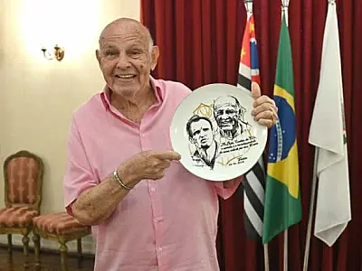 Museu Pelé, em Santos, vai abrir exposição em homenagem aos 90 anos de Pepe