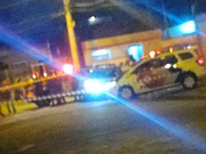 Pedaços de corpo são deixados em esquina no bairro Joquéi Clube