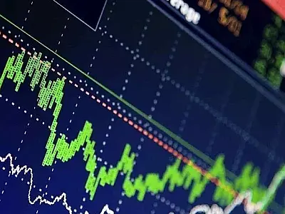 Bolsa sobe quase 1% e atinge maior nível desde julho de 2021