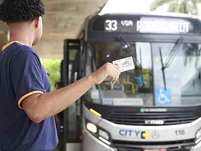 Prefeitura do Guarujá prorroga inscrições do Passe Livre até quarta-feira