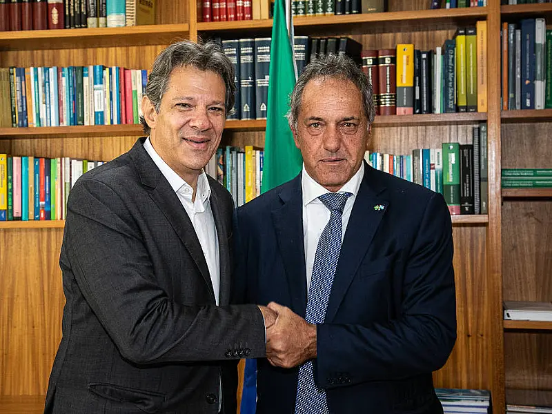 Brasil e Argentina vão trabalhar por moeda comum para o Mercosul, diz embaixador