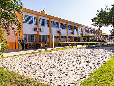 Sorrisos e lembranças marcam reinauguração da UE Pastor Joaquim, uma das escolas de Neymar