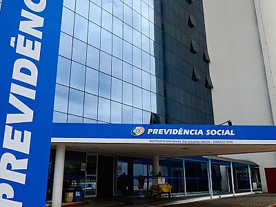 Veja quem consegue a aposentadoria por idade do INSS com 61 anos e meio em 2022