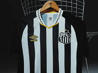 Santos FC e Umbro celebram o aniversário do Clube com o lançamento da camisa 2