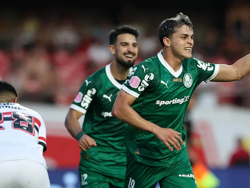 Em virada épica, Palmeiras vence São Paulo no Morumbi e assume liderança do Brasileirão