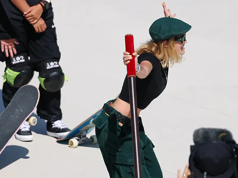 Conheça Yndiara Asp, atleta que abriu competição de Skate Park nas Olimpíadas de Paris