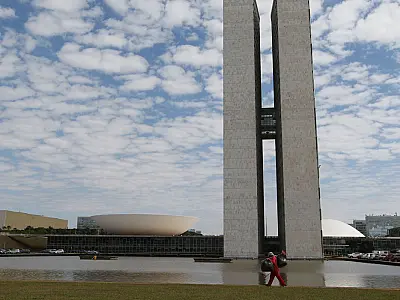 Ministros nomeados por Lula abrem 13 vagas no Congresso Nacional