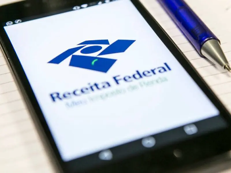 Receita abre consulta ao 3º lote de restituição do IR na segunda-feira (24)