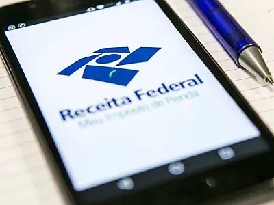 Receita abre consulta ao 3º lote de restituição do IR na segunda-feira (24)