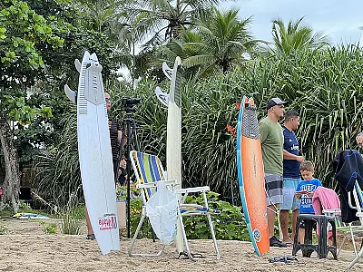 Surf mirim domina a Praia do Pernambuco neste fim de semana