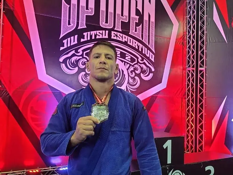 Lutador de Santos conquista duas medalhas no São Paulo Open de Jiu-Jitsu