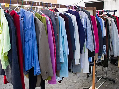 Fundo Social de São Vicente realiza Bazar Solidário