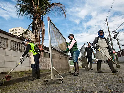 Mutirão de zeladoria atende moradores do Bairro Boqueirão, em Praia Grande