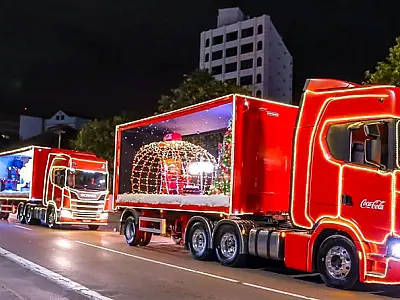 Caravana de Natal da Coca-Cola terá desfile em Guarujá no próximo dia 5 de dezembro