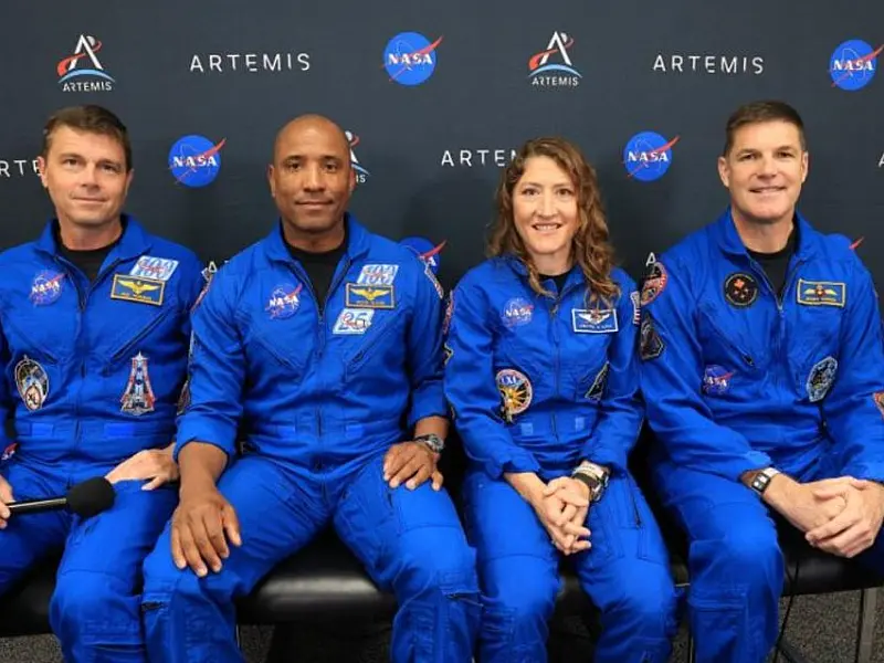 Astronautas da Artemis II utilizam relógio com tecnologia desenvolvida na USP