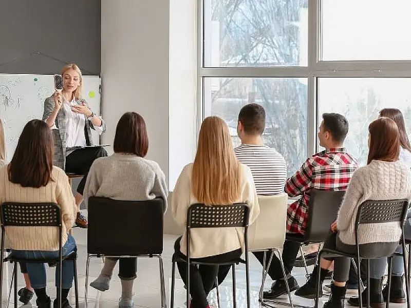 Últimos dias de inscrições para mais de 800 vagas em cursos profissionalizantes gratuitos em SP