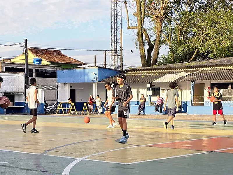 Prefeitura de Guarujá abre mais de 600 vagas para atividades esportivas nos Caecs