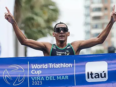 Brasil conquista dobradinha na Copa do Mundo de triatlo