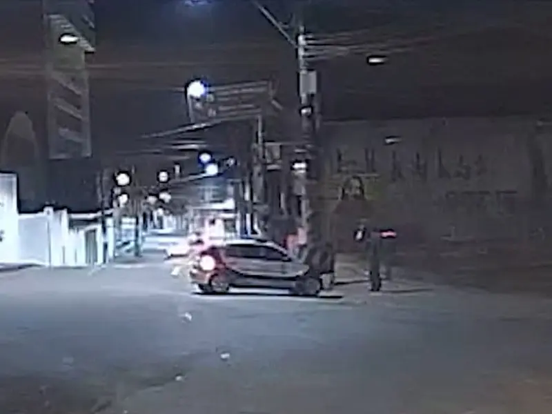 Com auxílio do CCO, dupla é detida por furtar loja no Centro; veja vídeo