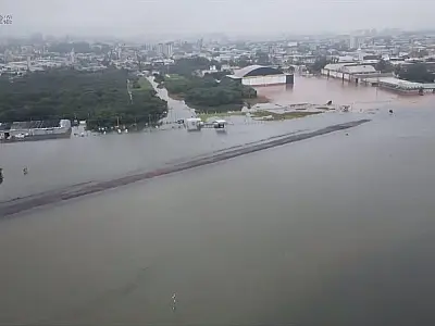 Aeronáutica amplia interdição do aeroporto de Porto Alegre ao menos até 10 de agosto