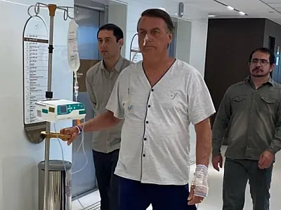 Jair Bolsonaro não precisa de cirurgia, mas hospital diz que presidente segue sem previsão de alta