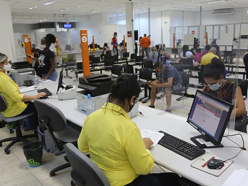 PAT Guarujá oferta 70 vagas de emprego nesta quarta-feira (22)