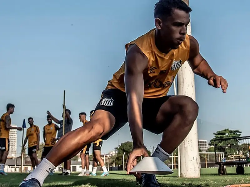 Santos deve ir com força máxima contra a melhor defesa do Campeonato Brasileiro