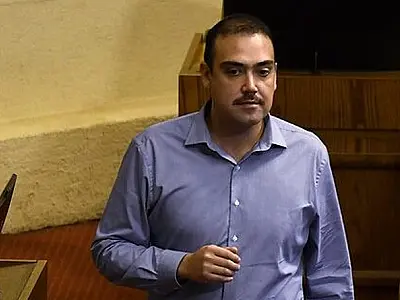 Senador chileno diz que foi abduzido por ETs e que precisa difundir mensagem