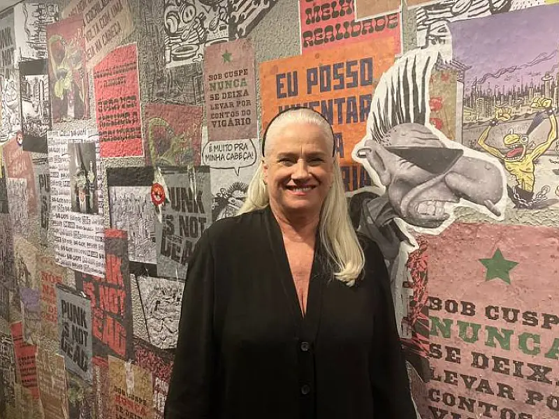 Em documentário, Vera Holtz relembra passado de conflitos com o pai