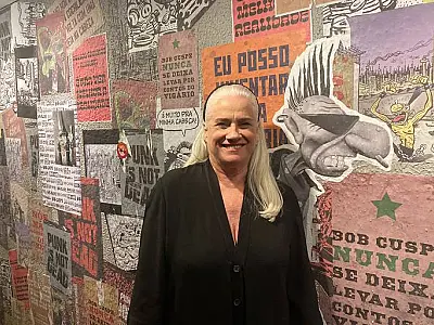 Em documentário, Vera Holtz relembra passado de conflitos com o pai