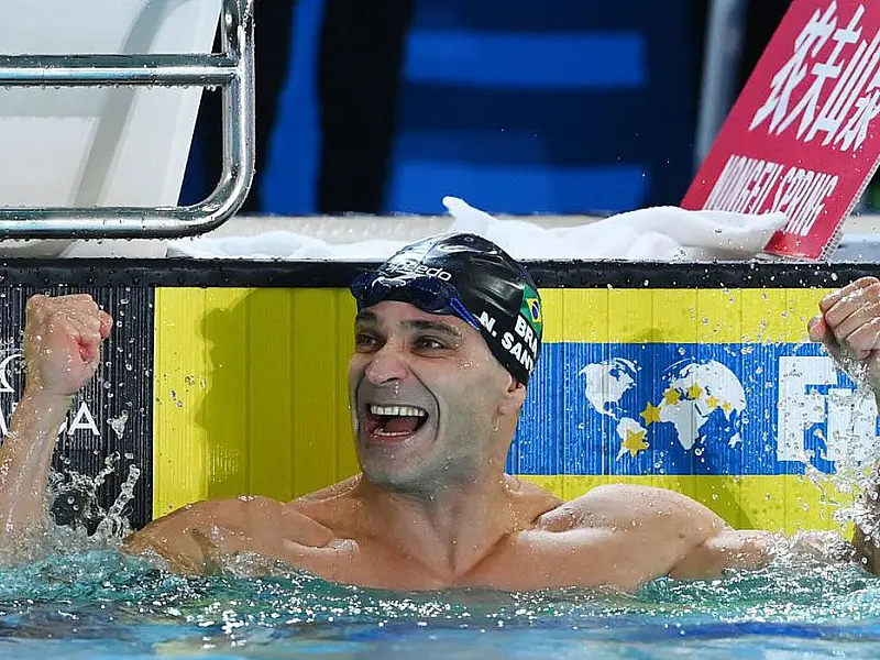 Aos 42 anos, Nicholas Santos é tetracampeão mundial nos 50m borboleta