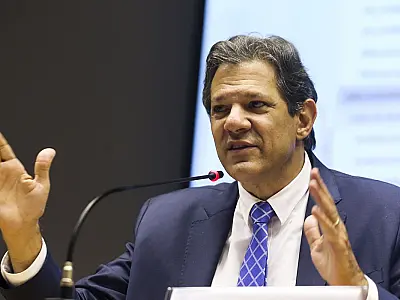 Na Índia, Haddad reforça preocupação com juros altos e crise climática