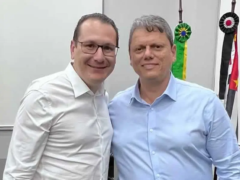 Tarcísio sanciona lei que cria turismo acessível para autistas em SP