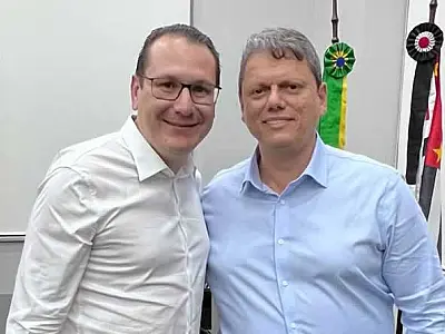 Tarcísio sanciona lei que cria turismo acessível para autistas em SP