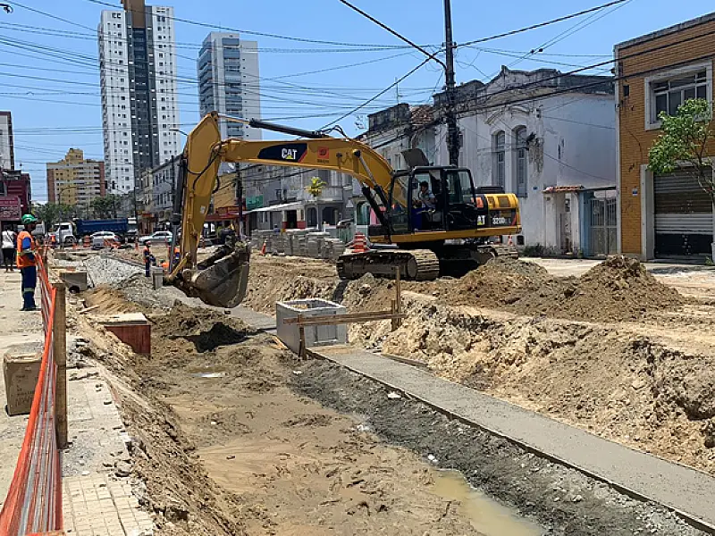 Obras do VLT avançam e via no Centro de Santos tem novo bloqueio
