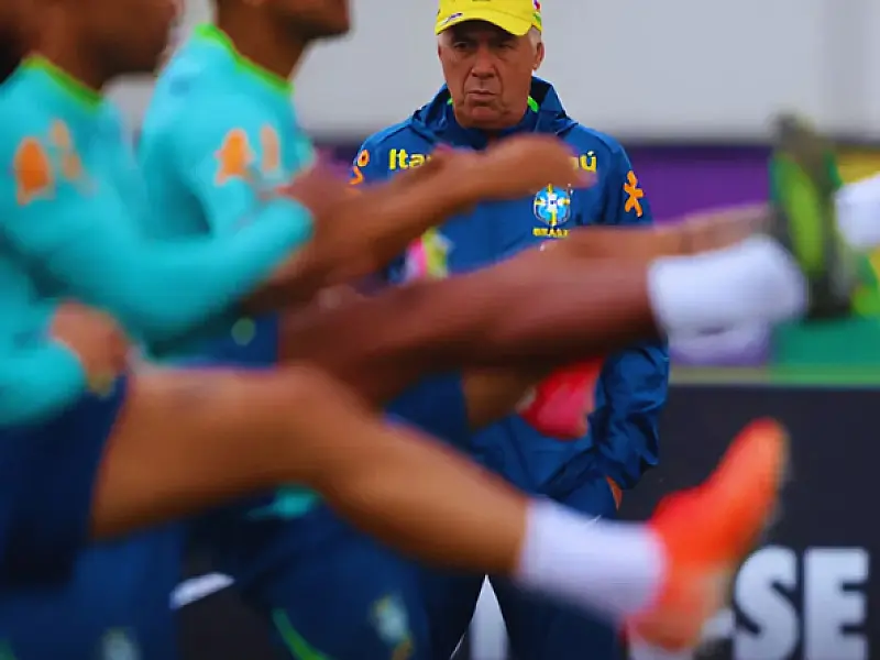 Brasil enfrenta Equador na estreia do italiano Carlo Ancelotti
