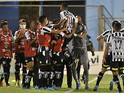 Santos avança na Copa do Brasil e acerta com o técnico Fabián Bustos