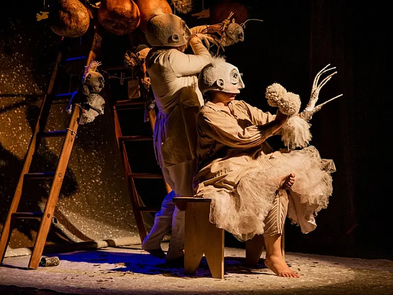 Durante o mês de janeiro o repertório da Cia. Mevitevendo Teatro encanta crianças e adultos no Sesc