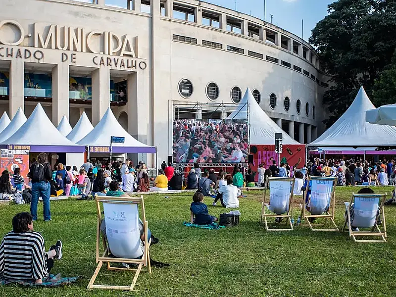 Feira do Livro SP: 40 anos da redemocratização é tema deste ano