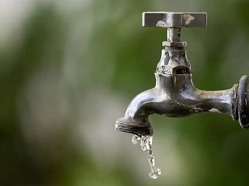 Vazamento em adutora deixa 30 cidades sem água no Rio Grande do Norte