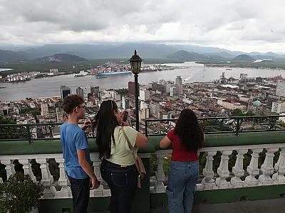 Monte Serrat é passeio imperdível com uma das vistas mais bonitas de Santos