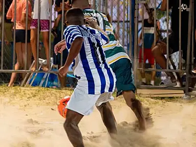 Torneio de Beach Soccer em Bertioga terá final neste sábado (1)