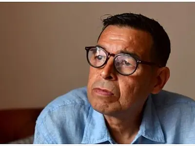 Jake Abraham, de 'Jogos, Trapaças e Dois Canos Fumegantes', morre aos 56