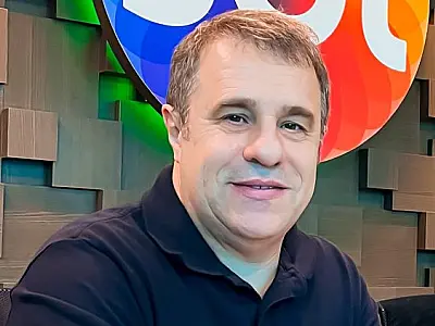 Em má fase de audiência, SBT anuncia saída do diretor Fernando Pelegio após 43 anos