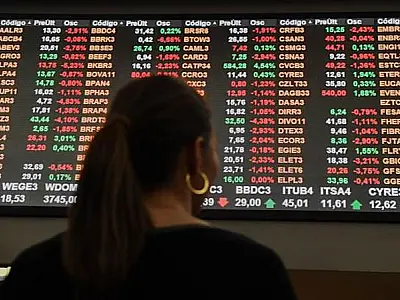 Bolsa ultrapassa 114 mil pontos e fecha no maior nível desde novembro