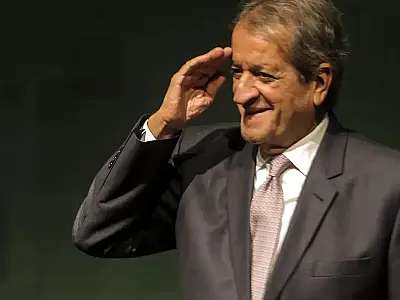 Moraes concede liberdade provisória a Valdemar Costa Neto