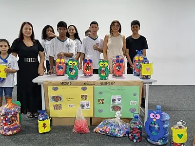 Escola Municipal João Gonçalves doa tampinhas para campanha do Fundo Social de PG
